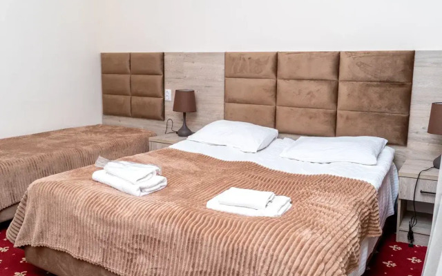 Belye Nochi Hotel