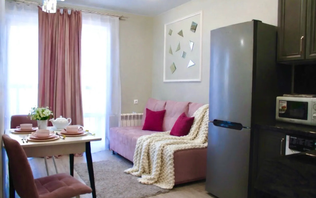 Квартира Nasutki38 люкс Зеркальное отражение