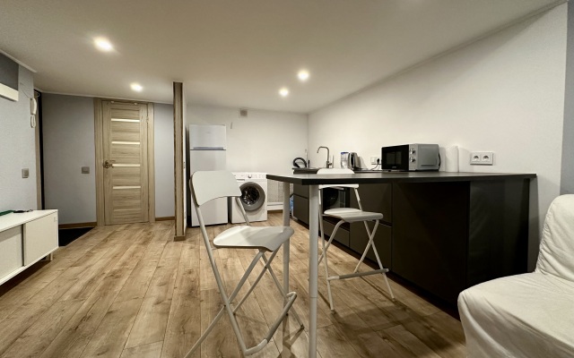 Stidiya Loft Dvikhurovnevaya Yarapartments Flat