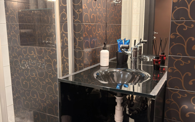 Квартира Дизайнерская Студия С Панорамным Балконом В Центре Москвы