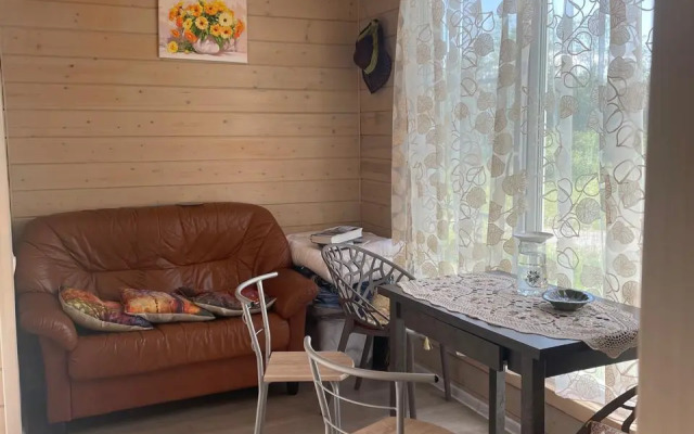 Dacha Dolos Bungalow