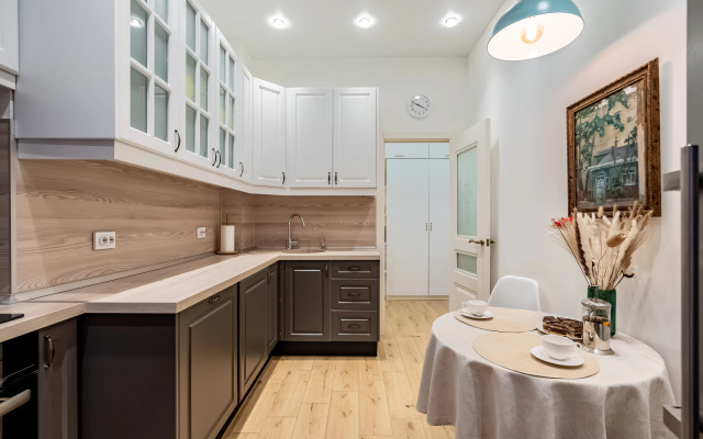 Апартаменты Sergeew Apartments 3-х комнатный Делюкс на Набережной Макарова