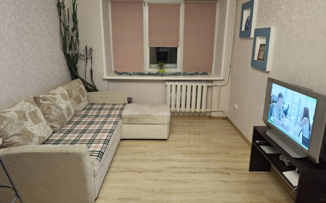 Апартаменты на Коммунаров