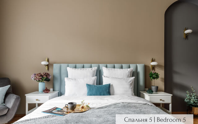 Апартаменты Minin Apartments у Эрмитажа 220 кв.м.