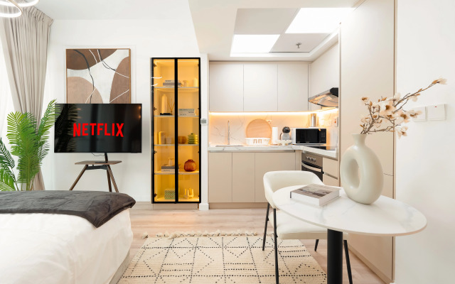 Апартаменты Keyrock Marina with Amazing View