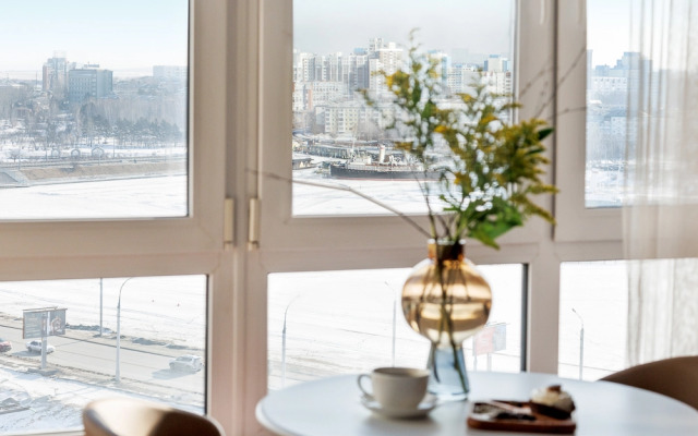 Апартаменты More View - с залипательным видом на реку | Rasco Home