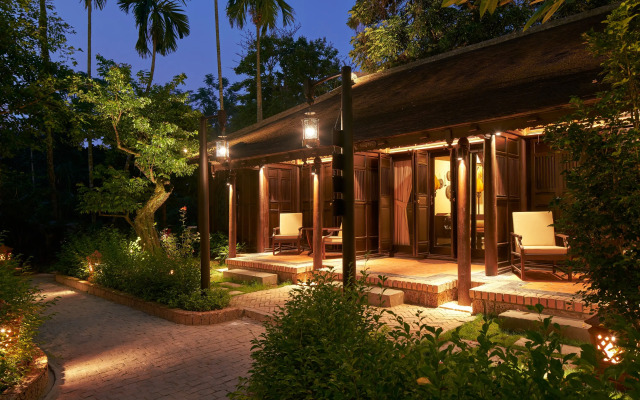 Ancient Hue Garden Houses Hotel