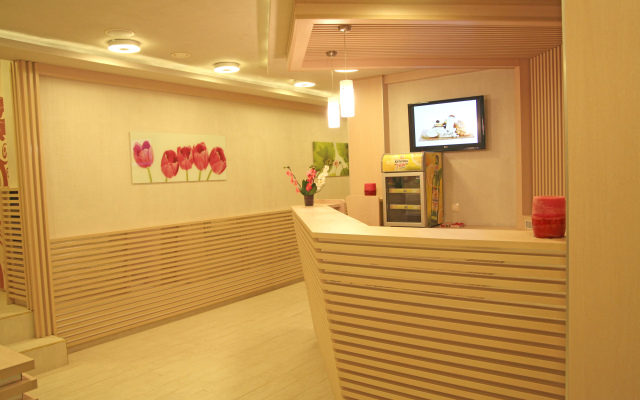 AquaView Hotel