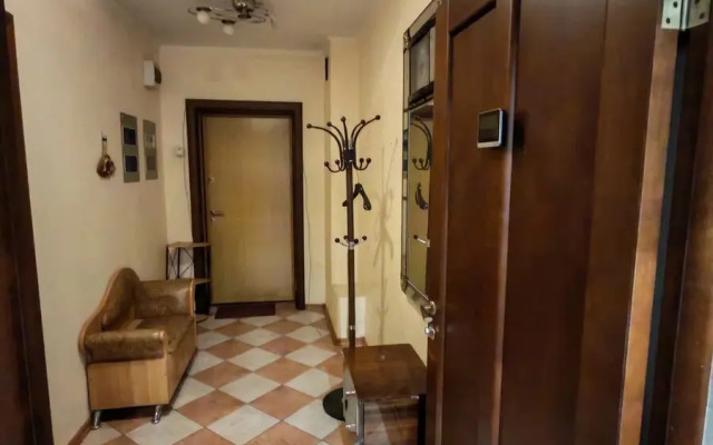 Na Prospekte Okeanskiy 54 Flat