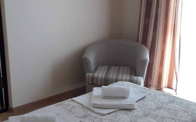 Kamelot Hotel