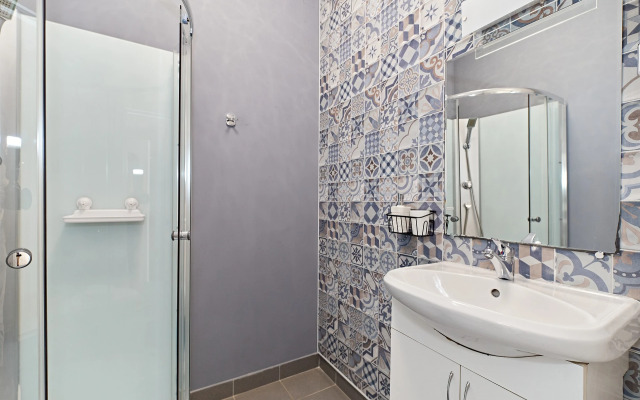 U Semi Mostov Hotel