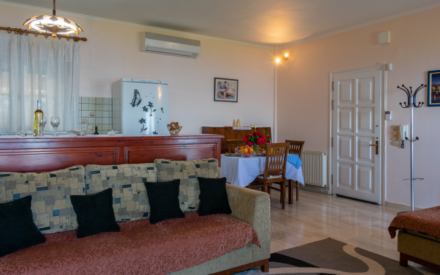 Villa Emily