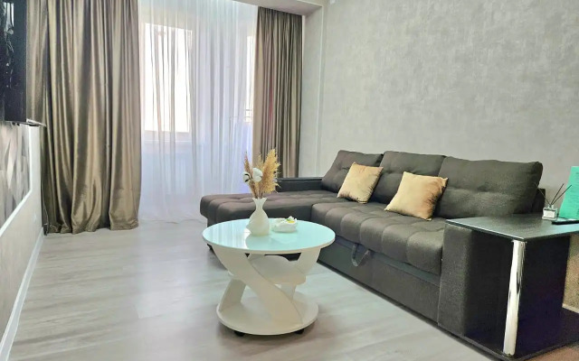 Stilnaya Vozle TC Plaza Flat