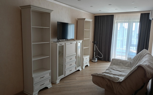 Premium Dvuhkomnatnaya S Vidom Na Reku Flat