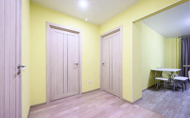 on Yekaterininskaya, 12 Apartament