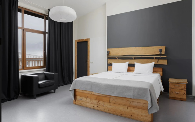 Hotel Shale 28