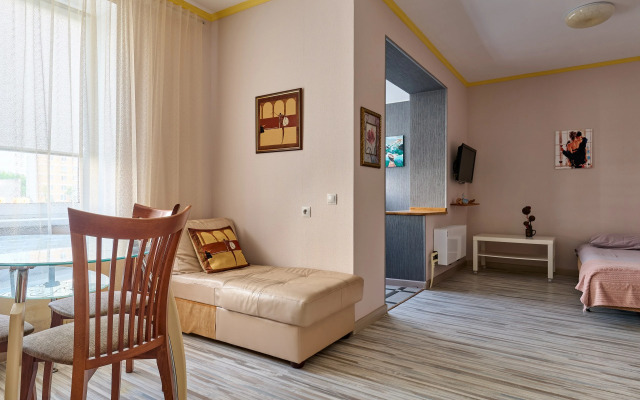 Nedaleko Ot Tsentra Flat