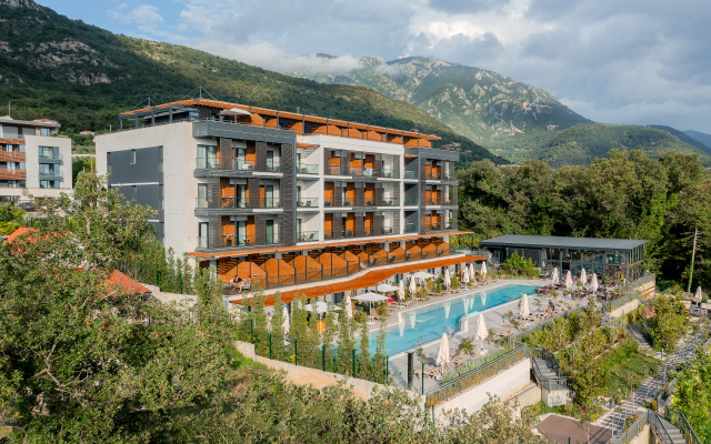 Montenegro Lodge Apartments