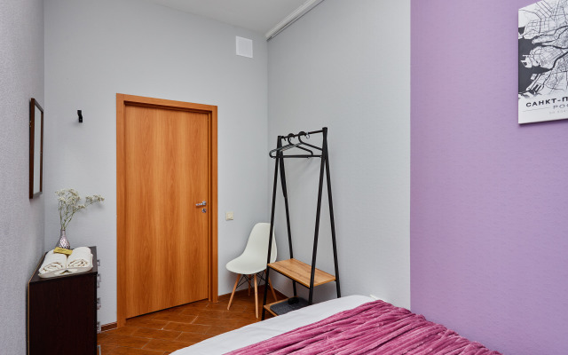 18 Line Mini Hotel