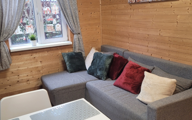 Частный дом Уютный дом с иллюминацией и зоной отдыха