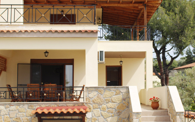 Вилла Akrogiali Villas III Posidi