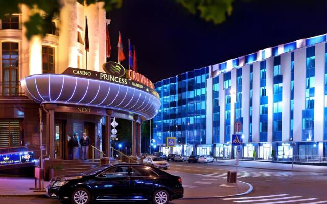 Crowne Plaza Minsk Hotel