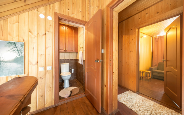 V Ostovkakh - 134 Metra Guest House