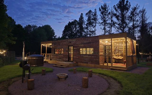 Частный дом Коттедж Шапки дача Vintage с камином