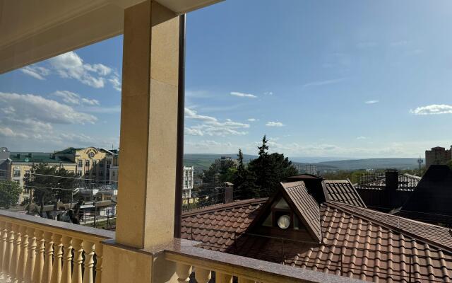 Отель Бугарь