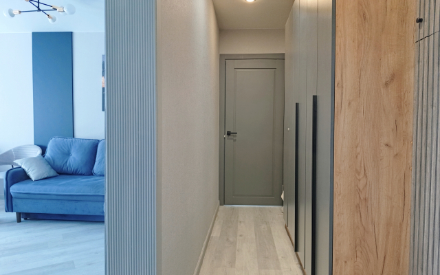 Siniy Aktsent Flat