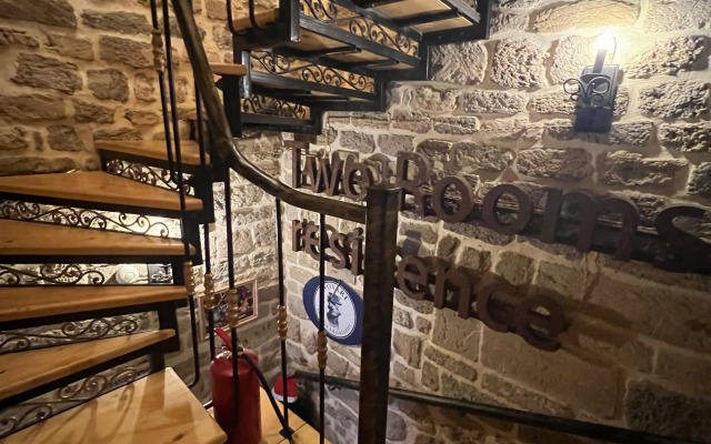 Old Rooms Hotel