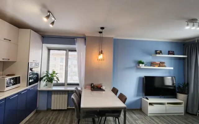Yevrodvushka V Tsentre Goroda Flat