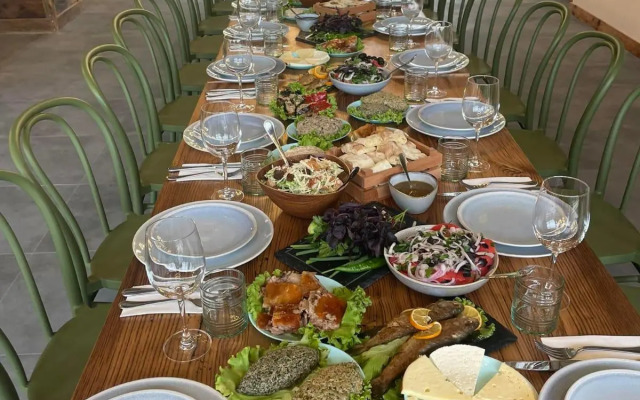 Отель Sazano Wine Cellar