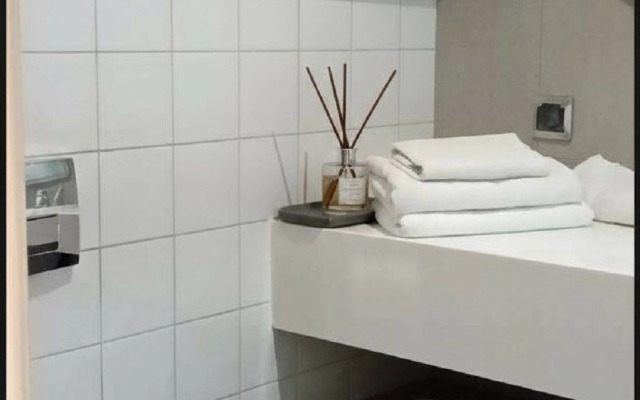 Апартаменты Уютная светлая студия в центре