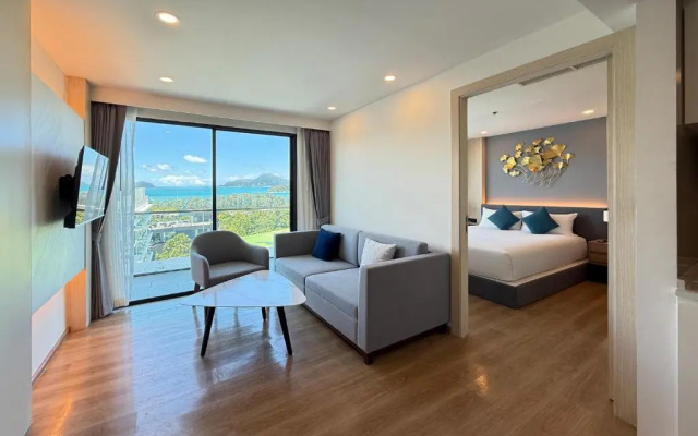 Отель Wyndham La Vita Rawai Phuket