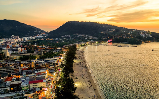 OMNIA Phuket - Patong Tower Apartments