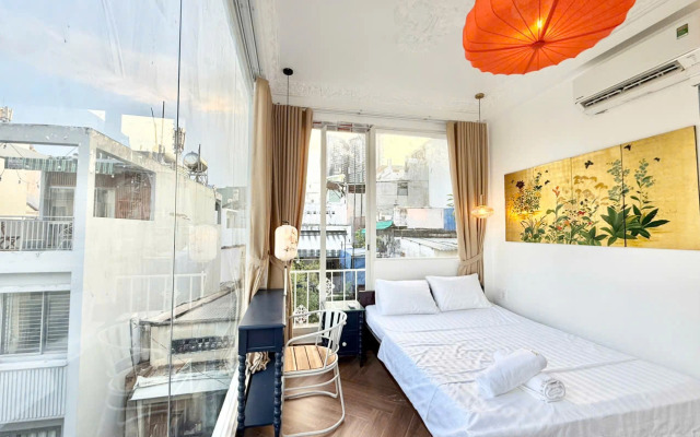 Cherry Blossom Entire Bui Vien Private house