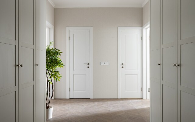 S dvumya konditsionerami i stilnym remontom Apartments