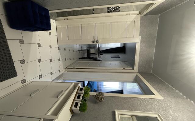 Bykovtsev Family Flat