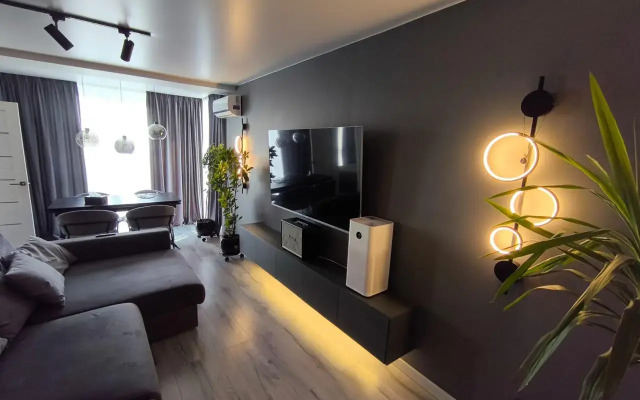 Tolstogo 28 Flat
