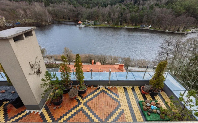 Апартаменты На берегу озера Тихое