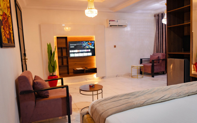 247 Luxury Hotel
