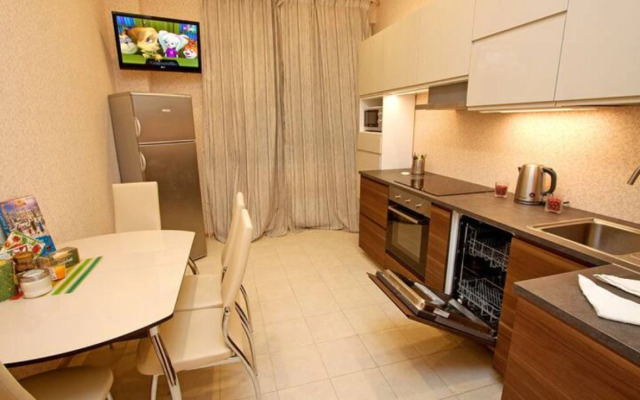 Samotsvet 3 Na Kievskoy 3 Apartments