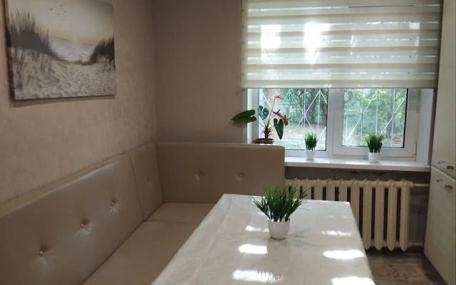 Na Ulitse Bagrationa 7 Flat