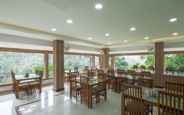 Hostess Thekkady Hotel