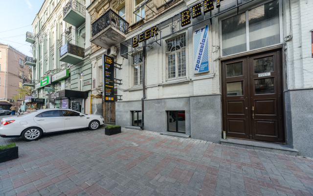 Апартаменты возле Арена Сити и Крещатика