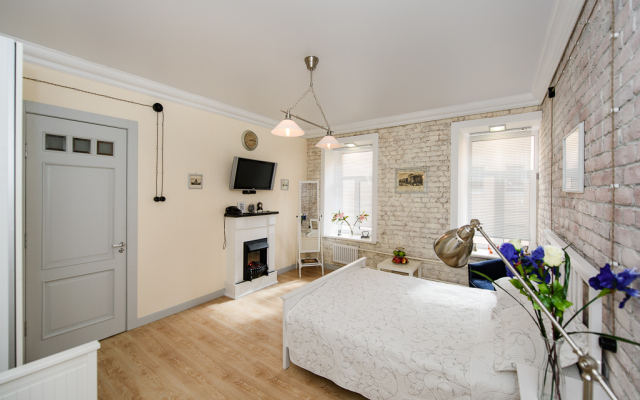 Anarin Apartments Flat 5