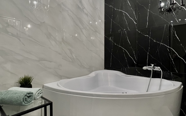3-bedroom Vip Repina Street 4 Center Apartments