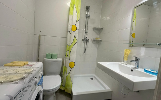 Istoman dlya Dvoikh Apartments