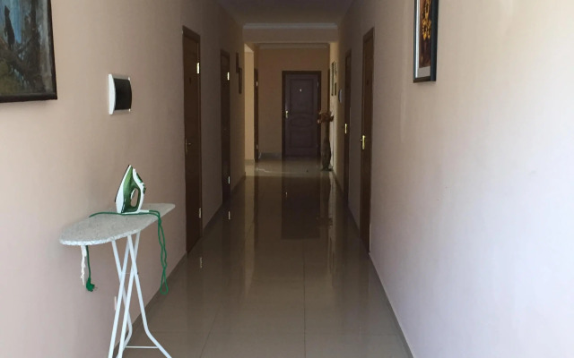 San-Mari Guest House